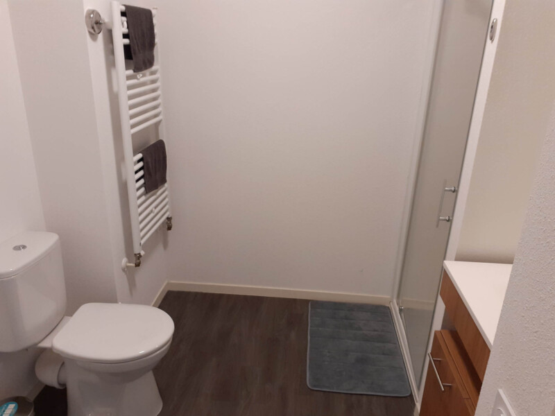 Résidence étudiante Lemon à Brest - salle de bain du studio