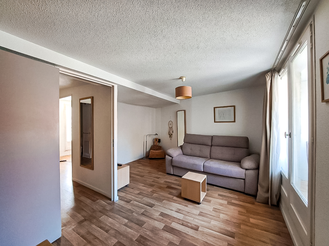 residence etudiante à avignon logement avec canapé