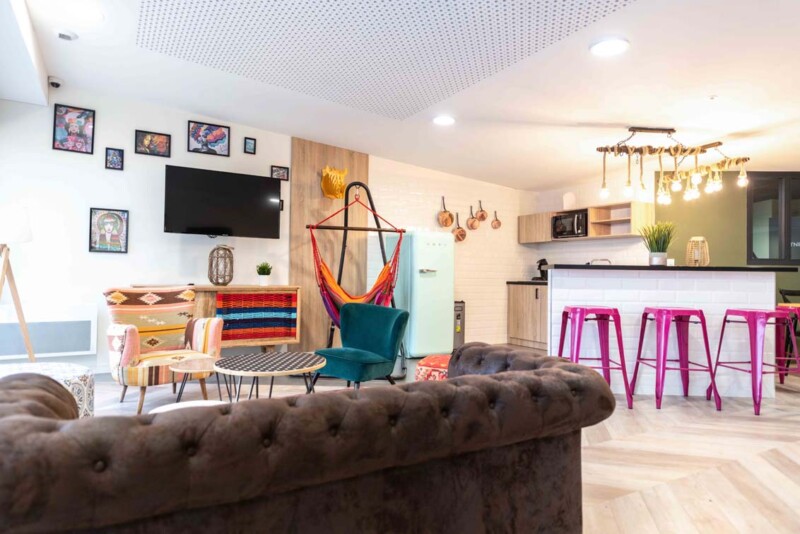 residence-etudiante-uxco-gaya-tours-communs-1