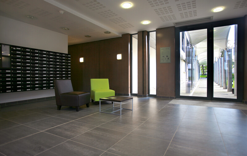 residence-etudiante-uxco-internationale-champs-sur-marne-entree