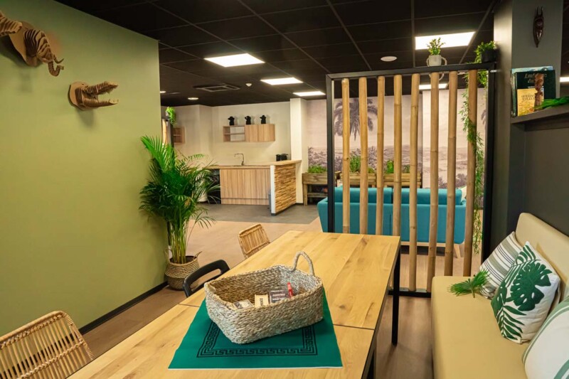 residence-etudiante-uxco-kaiman-nimes-communs-table-jeux-4