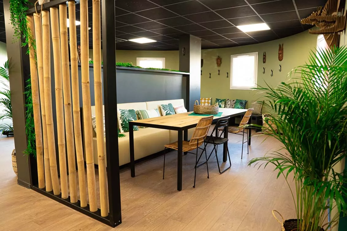 residence-etudiante-uxco-kaiman-nimes-communs-table-jeux