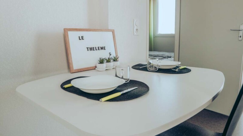 residence-etudiante-uxco-le-theleme-montpellier-t2-Sdb (2)-min