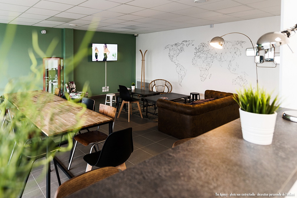 residence-etudiante-uxco-metropolis-rennes-parties-communes-salle-commune-25%