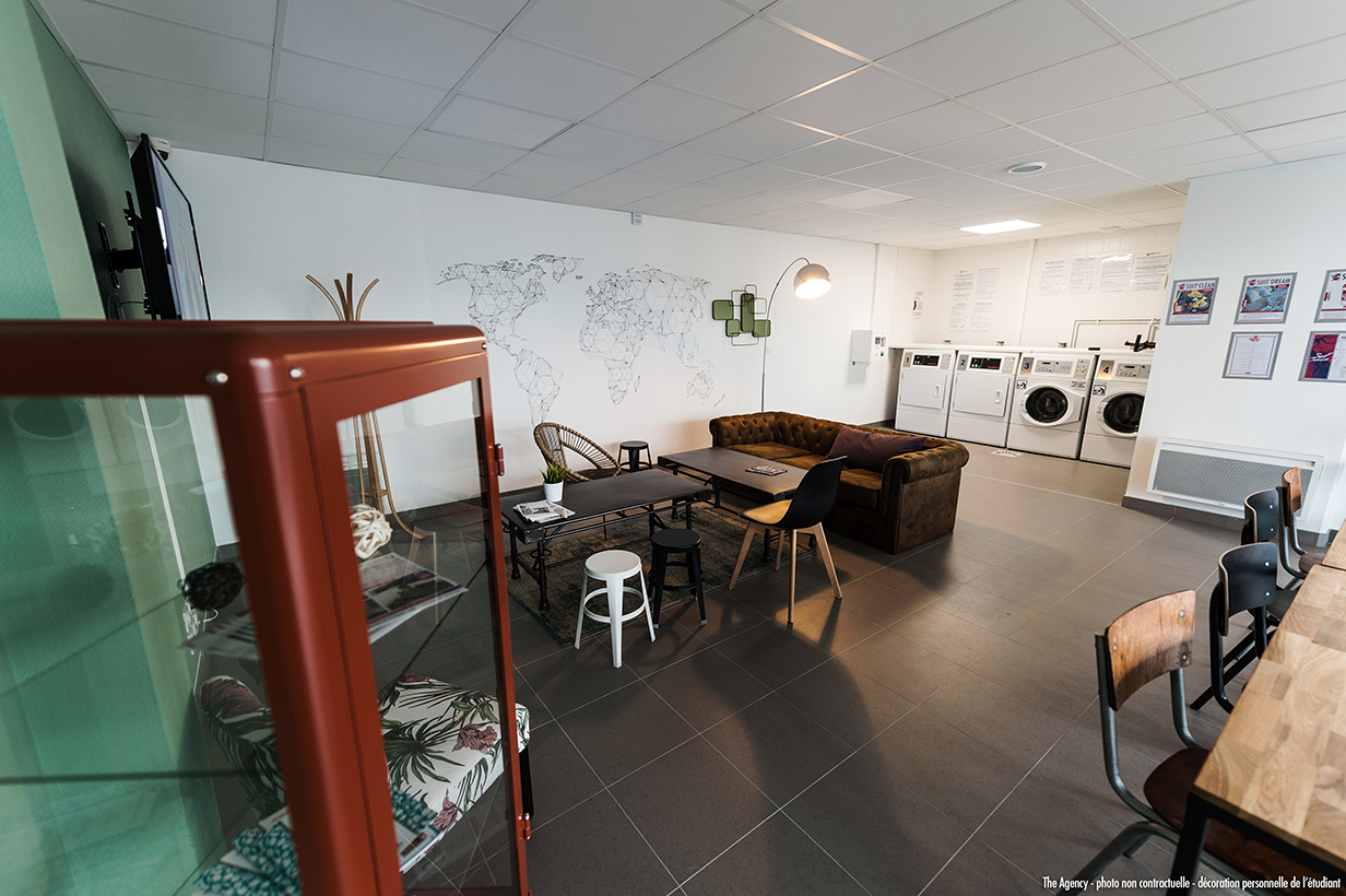 residence-etudiante-uxco-metropolis-rennes-parties-communes-salle-commune-laverie-25%