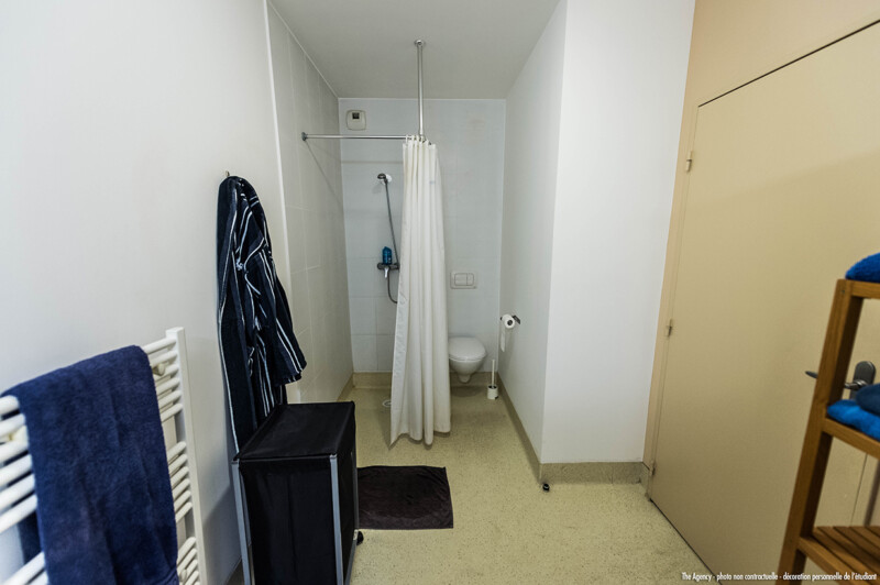 residence-etudiante-uxco-oxygene-lyon-t2-salle-de-bain-25%