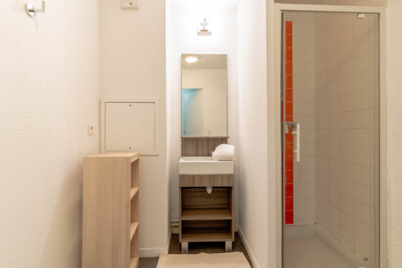 residence-etudiante-UXCO-Rouen-Omega-T2-salle de bain