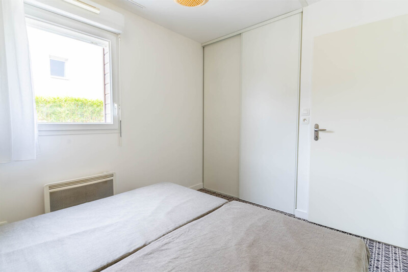 residence-etudiante-UXCO-Nantes-Ocean-BreaK_T2_chambre