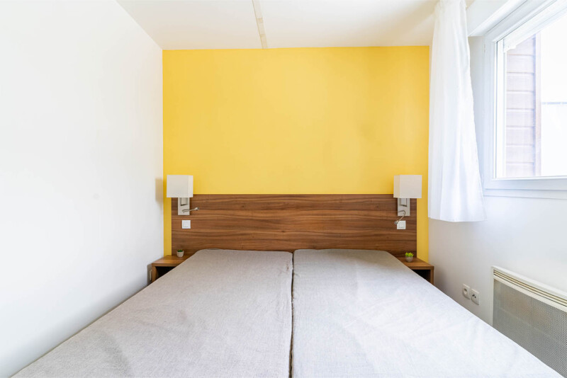 residence-etudiante-UXCO-Nantes-Ocean-BreaK_T2_chambre