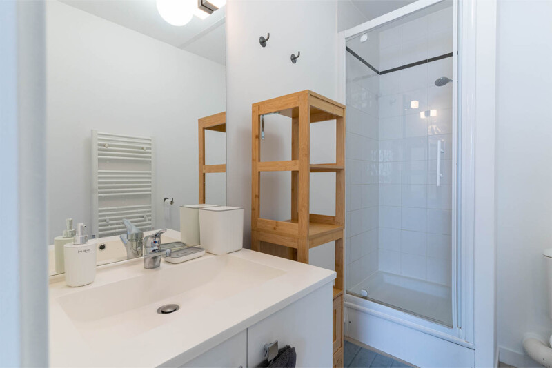 residence-etudiante-UXCO-Nantes-Ocean-Break_Studio_salle de bain
