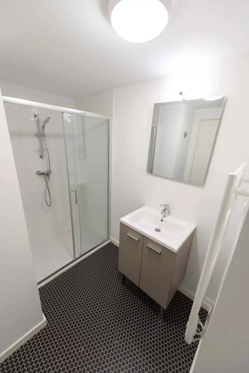 residence-etudiante-uxco-gaya-tours-salle de bain
