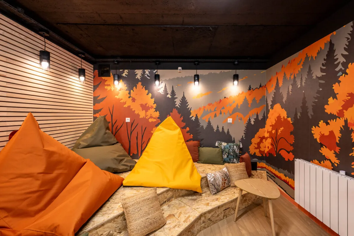 Résidence étudiante UXCO Student Redwood - Vichy salle commune coin chill