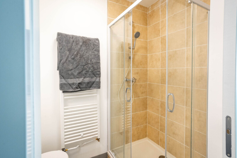 salle de bain en colocation dans résidence étudiante à Saint-Etienne